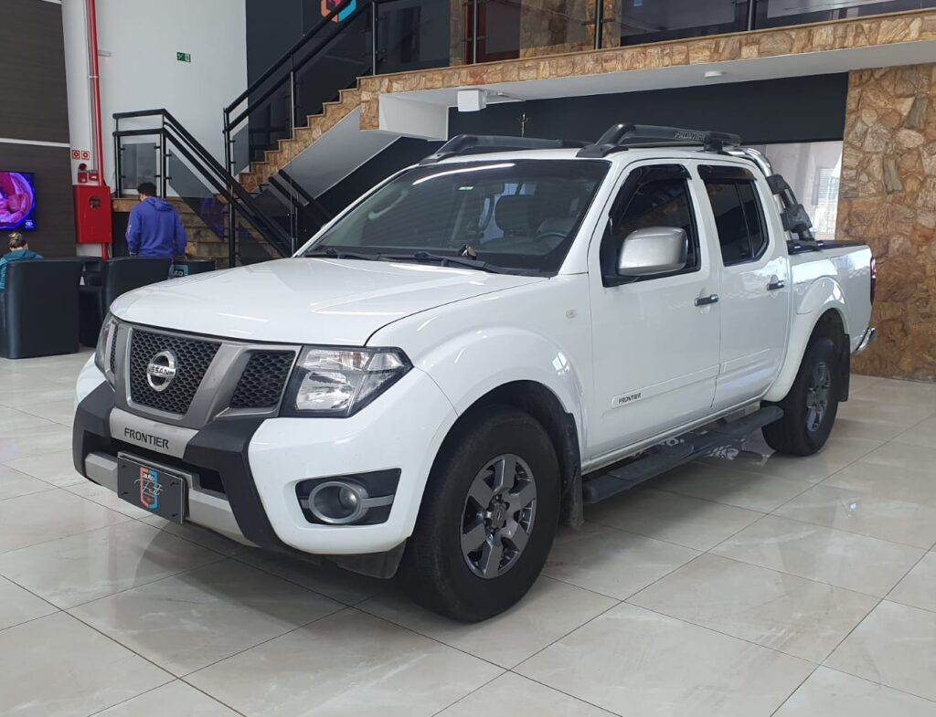 Nissan Frontier SV Attack 2.5 Turbo 4×4 2016