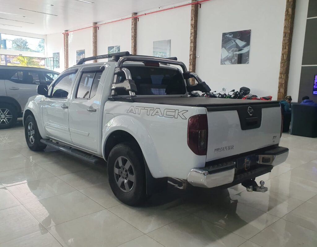 Nissan Frontier SV Attack 2.5 Turbo 4×4 2016