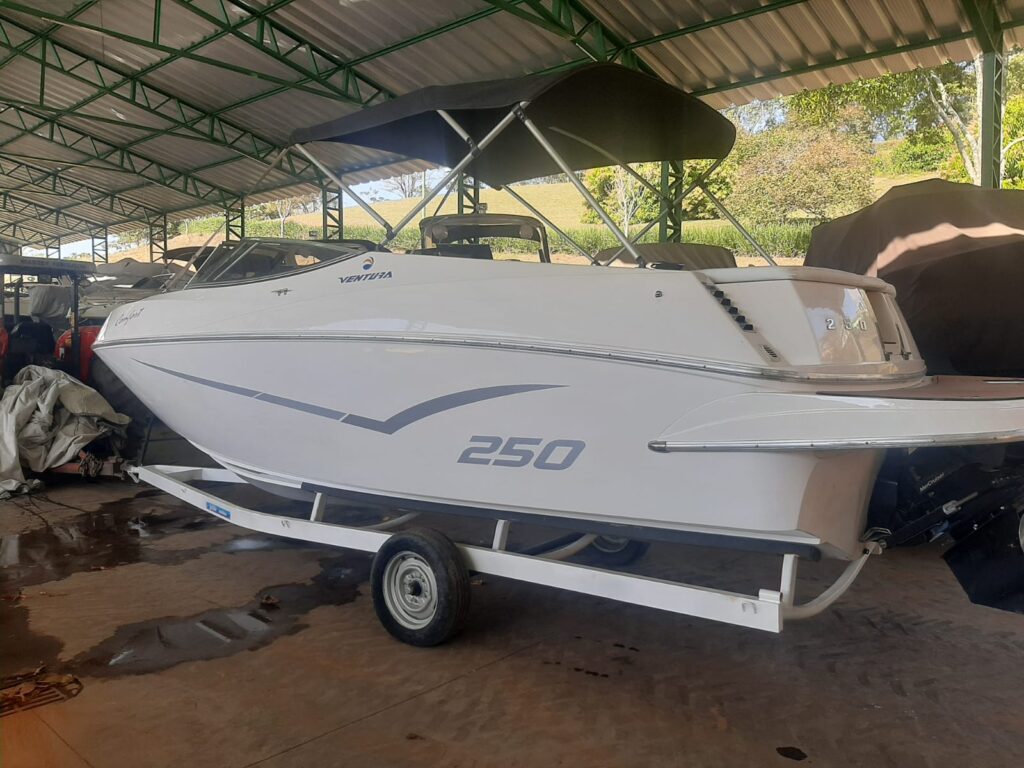 Barco Ventura 250 Comfort 2010