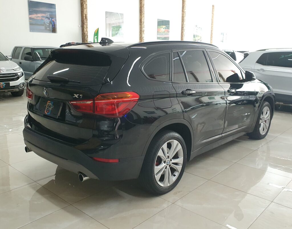 BMW X1 sDrive 20i Active 2.0 2016