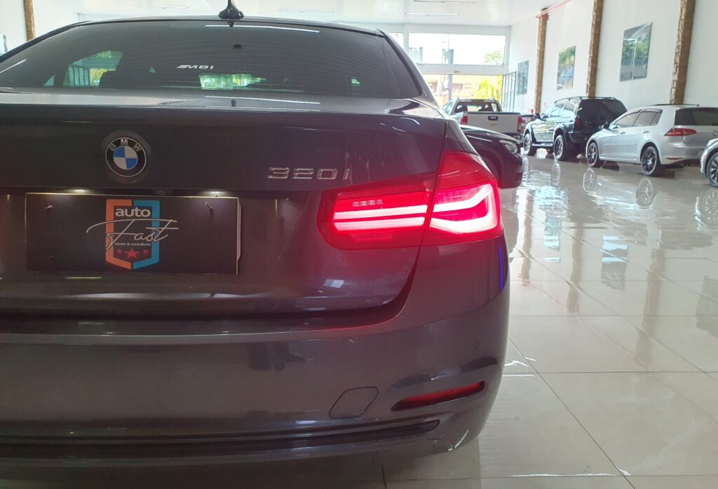 BMW 320i Active Flex 2.0 2018