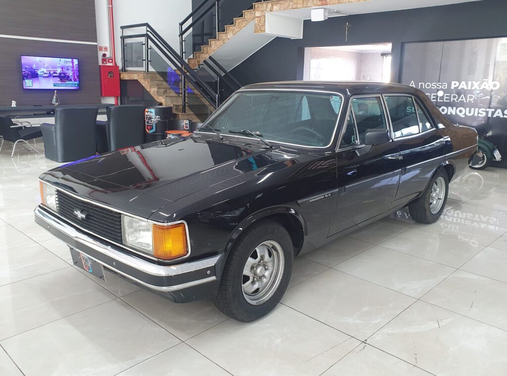 Opala Comodoro 4.1 1982