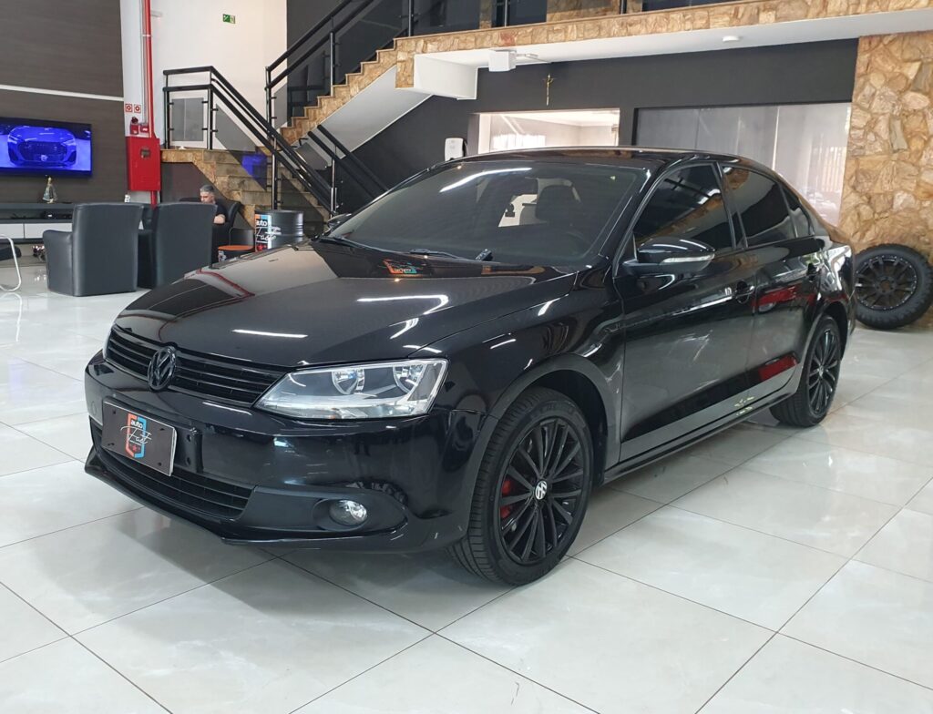 Volkswagen Jetta Highline 2.0 TSI 2014