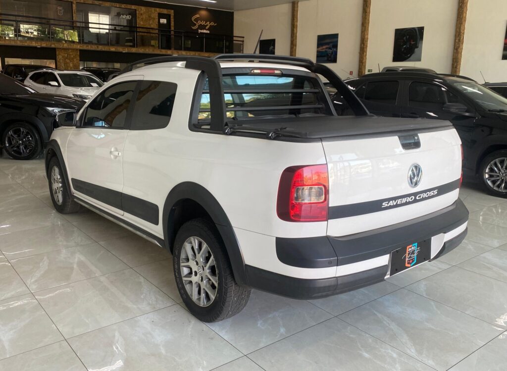 Volkswagen Saveiro Cross CD 1.6 2015