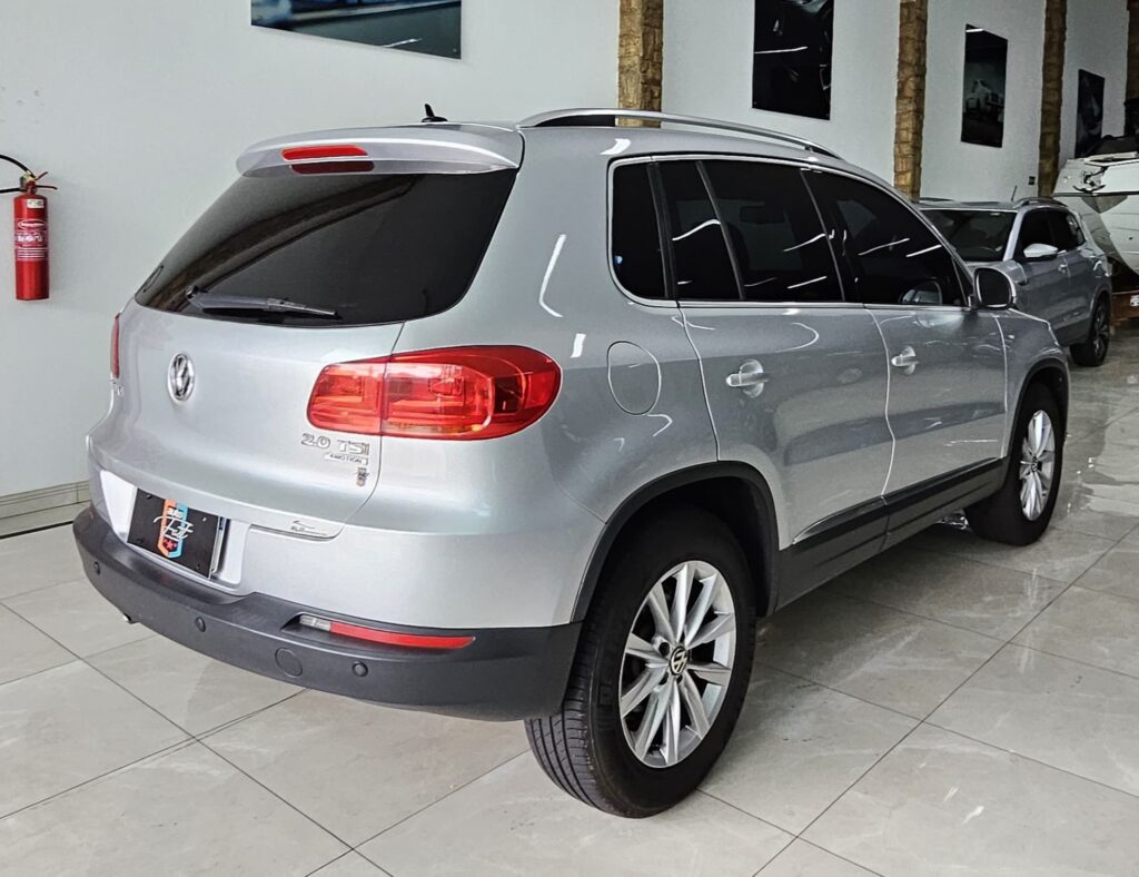 Volkswagen Tiguan 2.0 TSI 2012