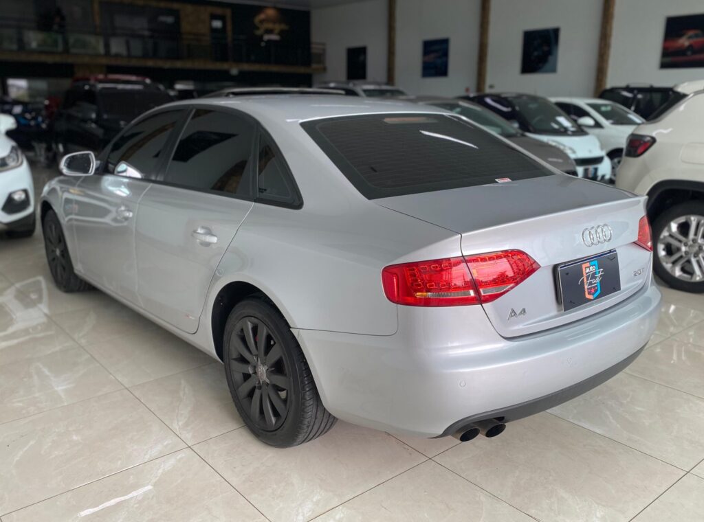 Audi A4 2.0 Turbo 2012