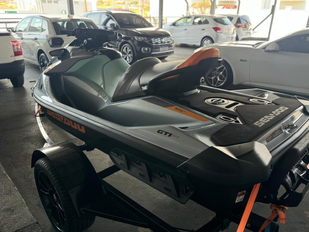 Jet-Ski SeaDoo GTI 130 2024