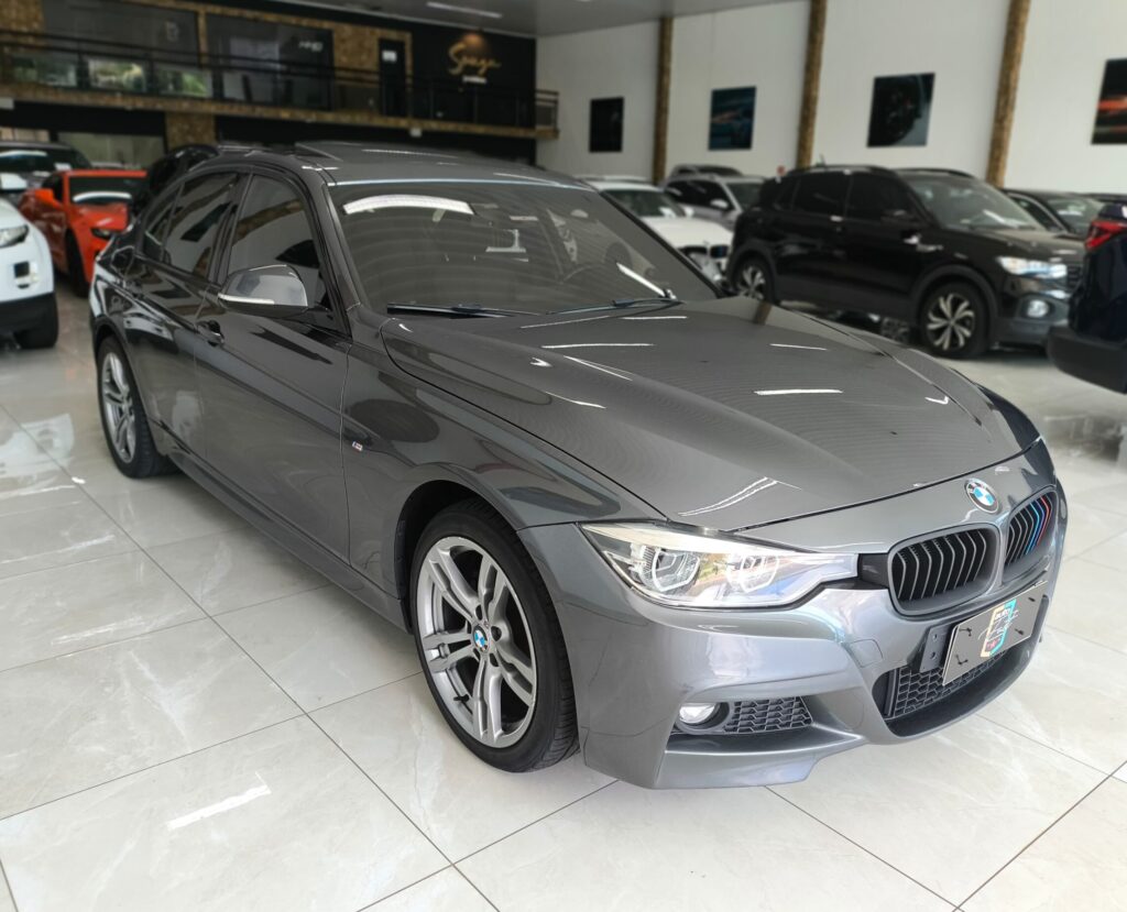 BMW 320i M Sport 2.0 Active Flex 2017