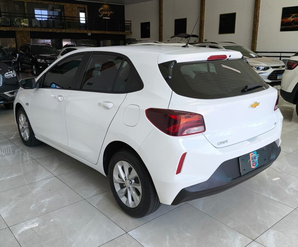Chevrolet Onix Hatch LT 1.0 Flex Manual 2023